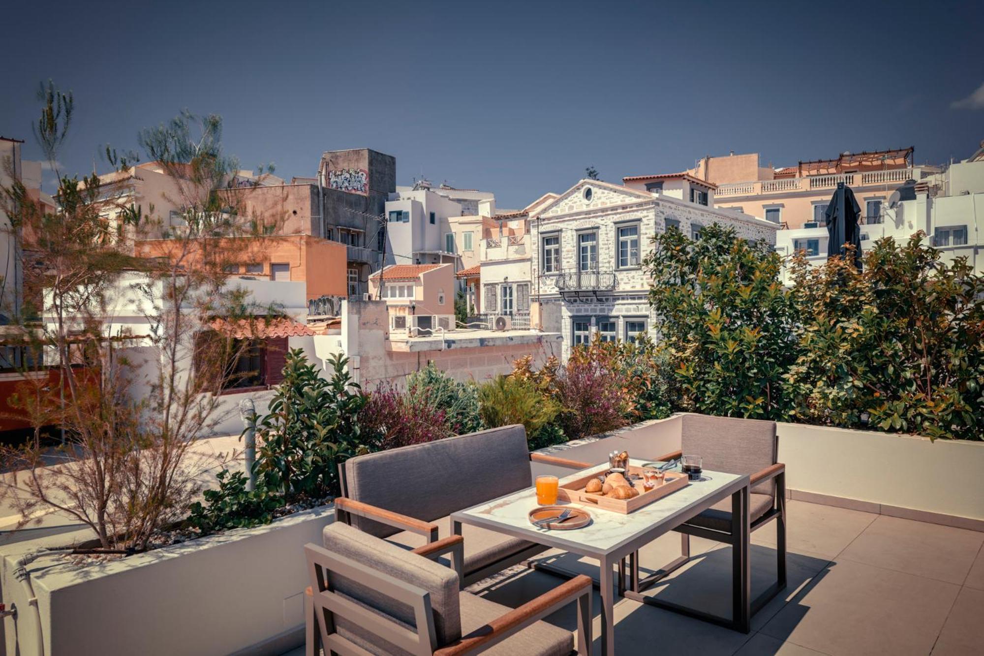 Ninemian Suites Syros Ermoupoli Dış mekan fotoğraf
