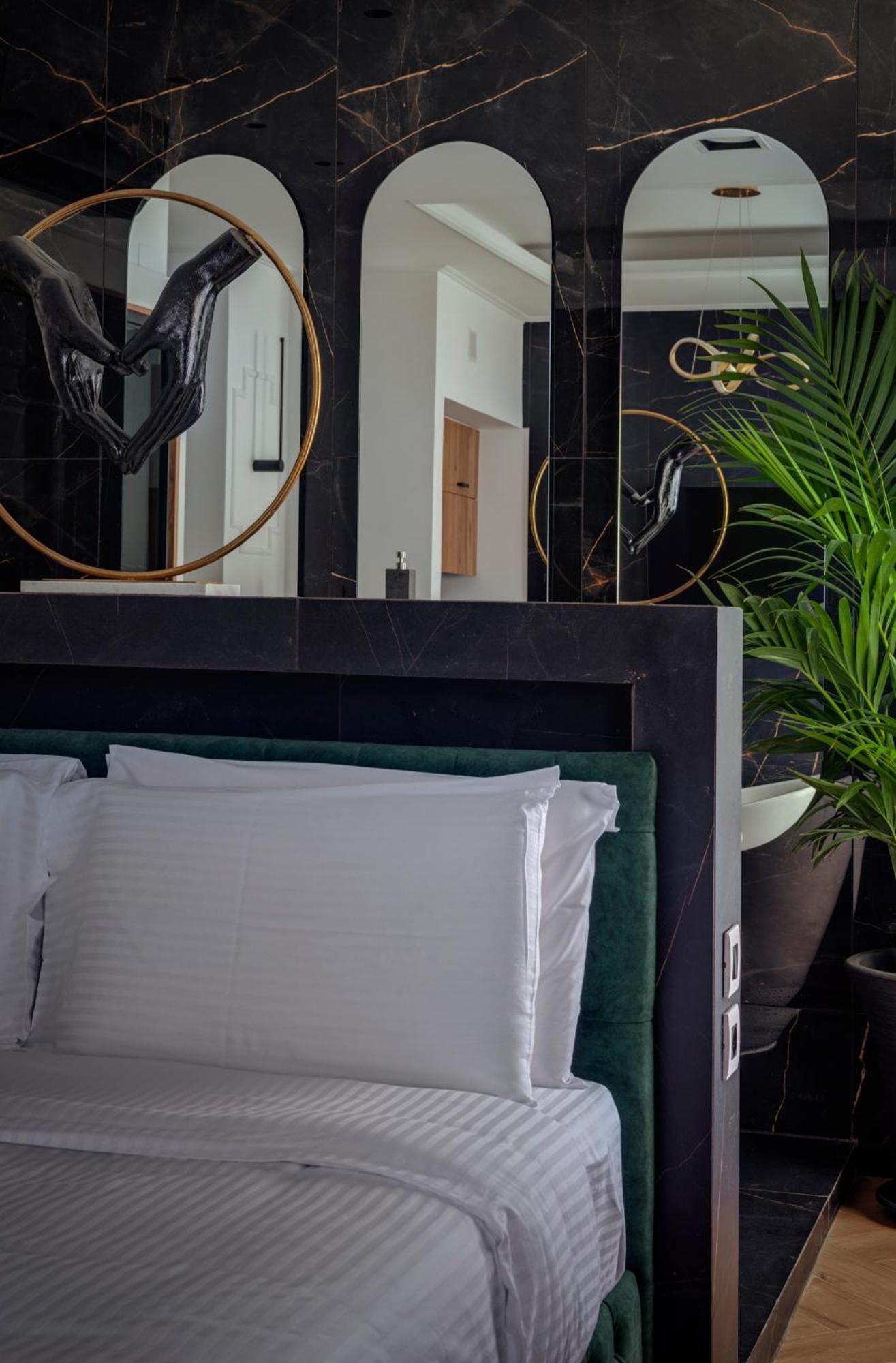 Ninemian Suites Syros Ermoupoli Dış mekan fotoğraf